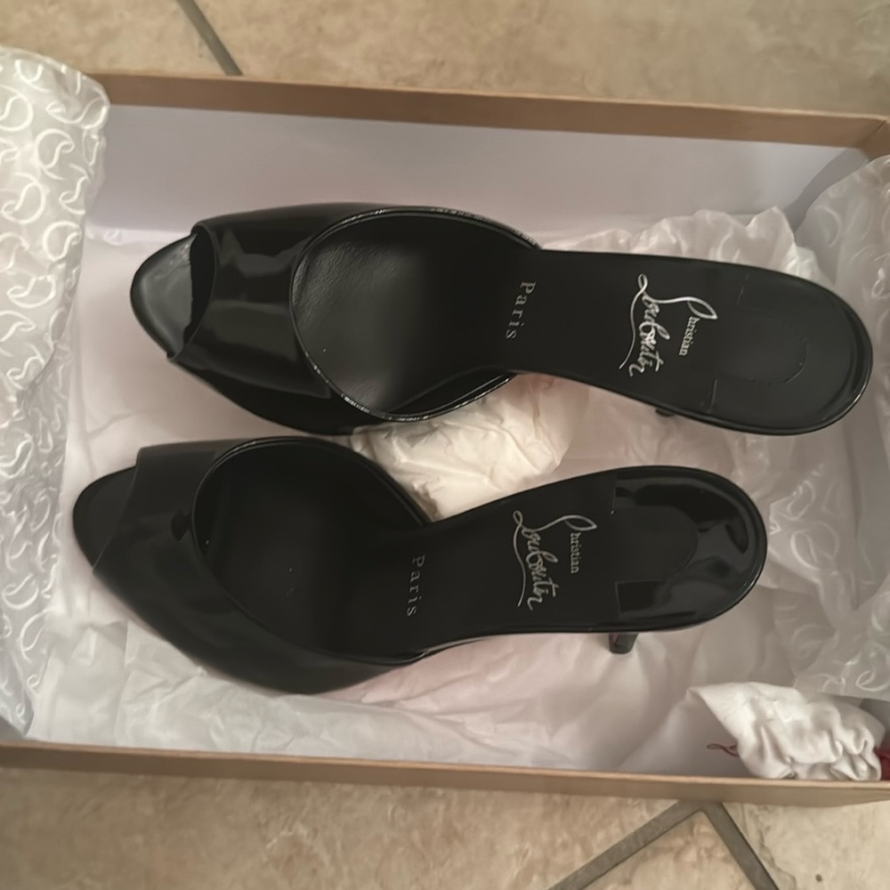 christian louboutin me dolly 85